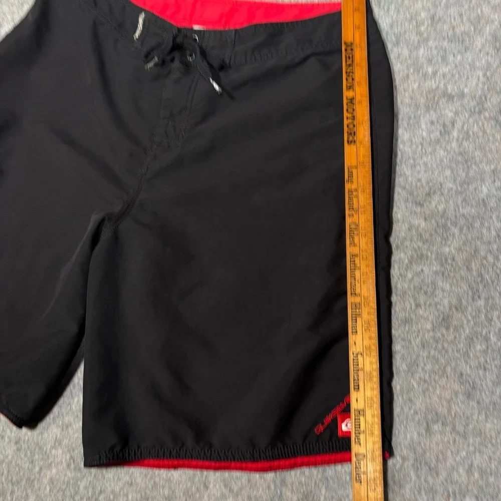 Quiksilver Board Shorts Mens 34 Black Red Cargo Pocket Swim Trunks Surfwear VTG